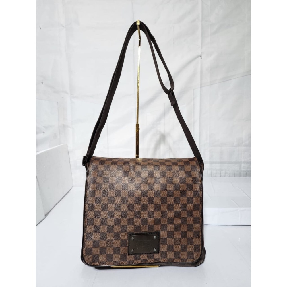 Authentic Louis Vuitton Damier Ebene Brooklyn MM Crossbody/Messenger Bag Brown